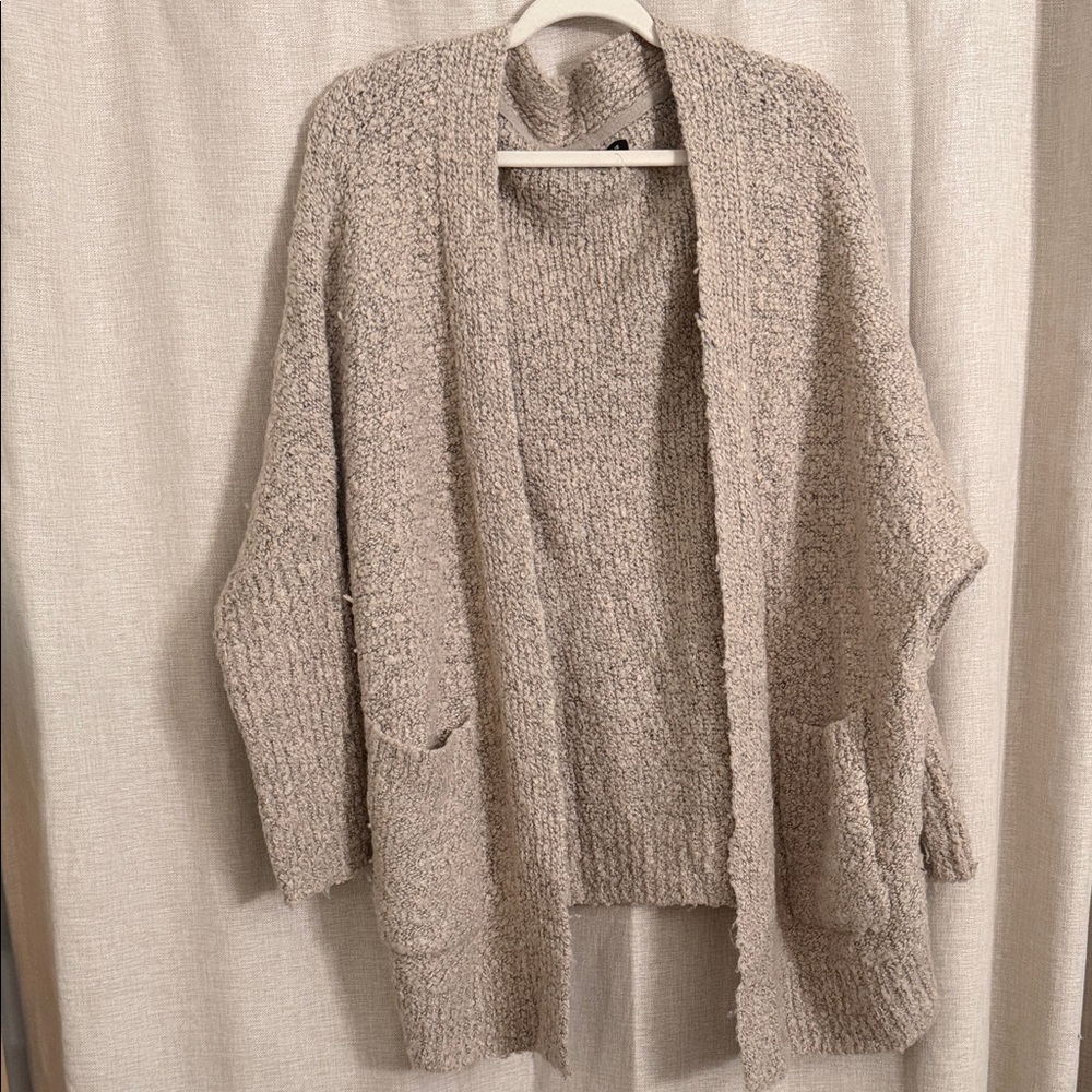 Kendall & Kylie Beige Women's Cardigan